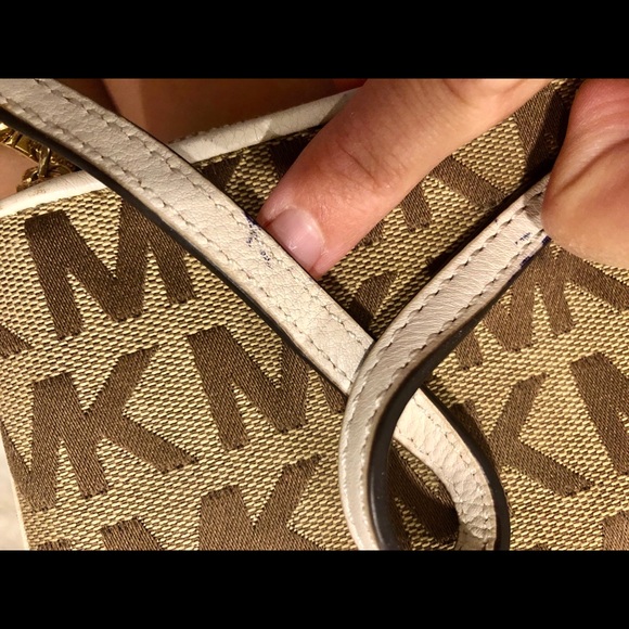 Michael Kors | Wristlet - Picture 3 of 3